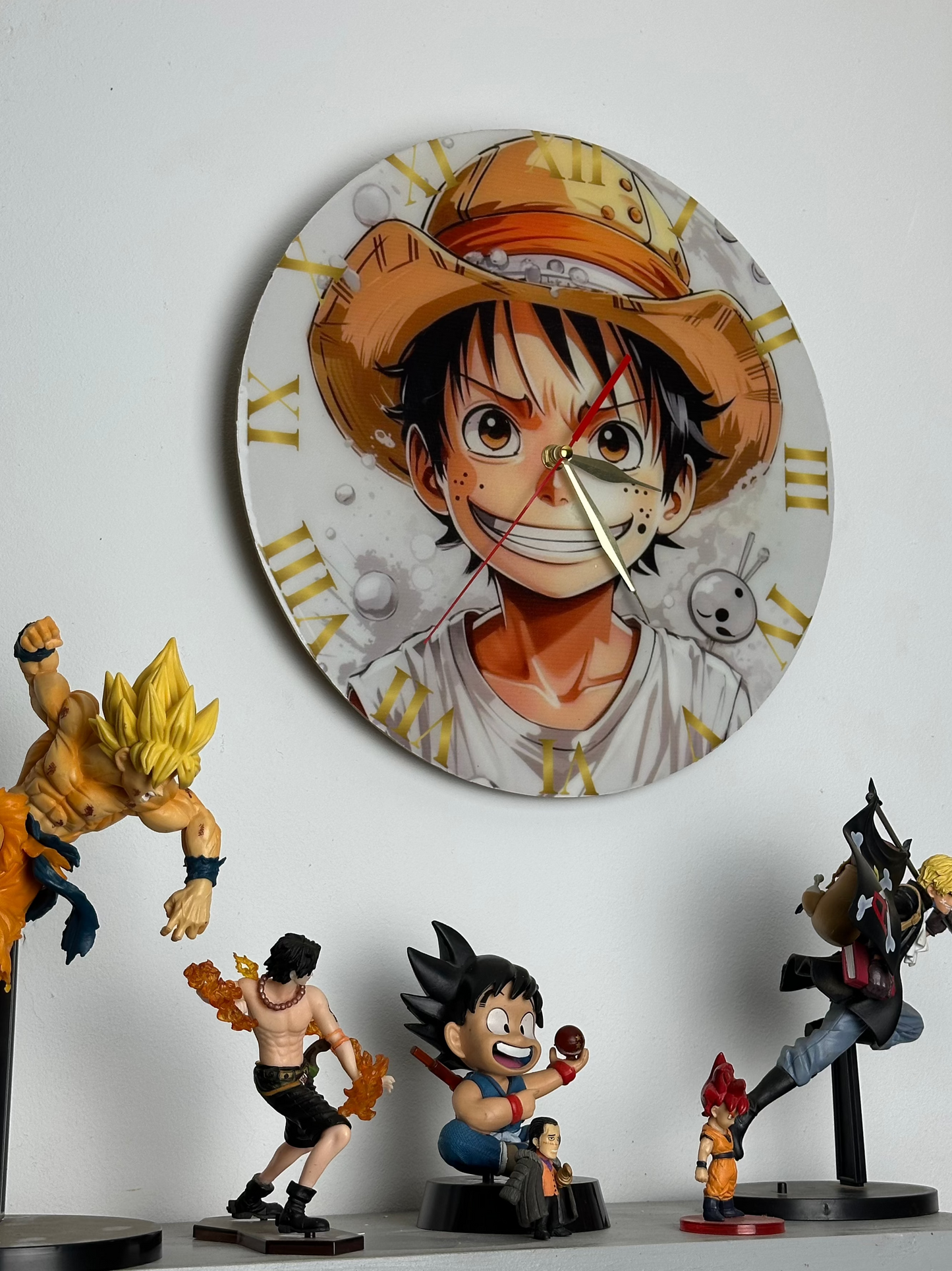 ساعة حائط LUFFY